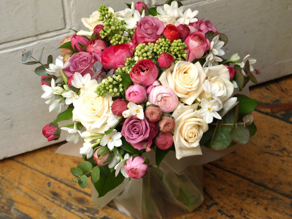 flower delivery for valentines day uk